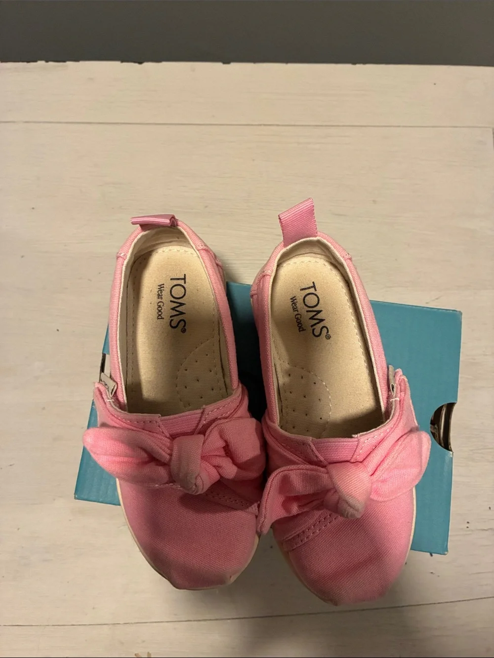 Toms Kids Pink Canvas Knot Slip-Ons with Heel Tabs